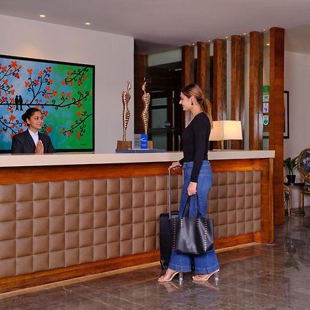 Best Western Country Woods Ambāla Exteriér fotografie