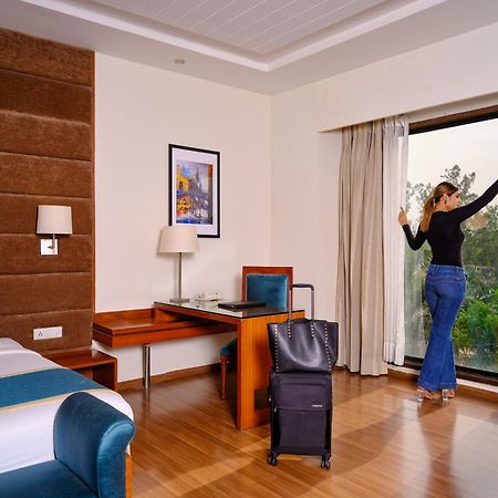 Best Western Country Woods Ambāla Exteriér fotografie